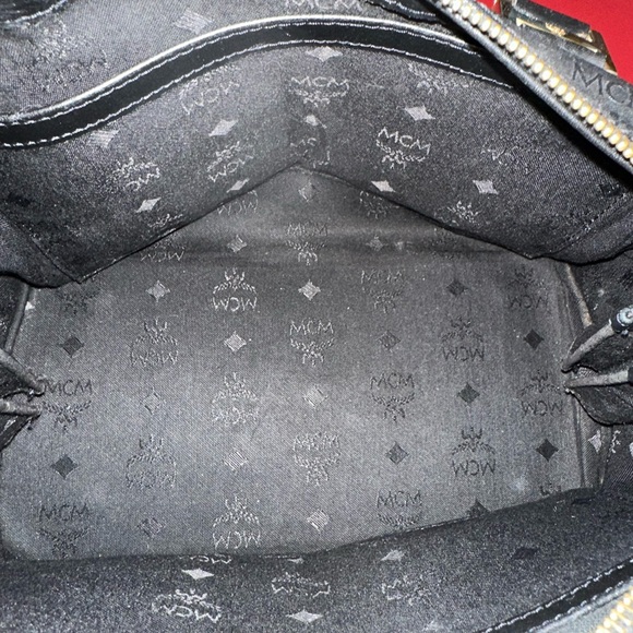 🔥Pre-loved MCM Visetos Nylon Boston Bag - Picture 4 of 6